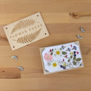 Gift Republic – DIY Flower Press Kit